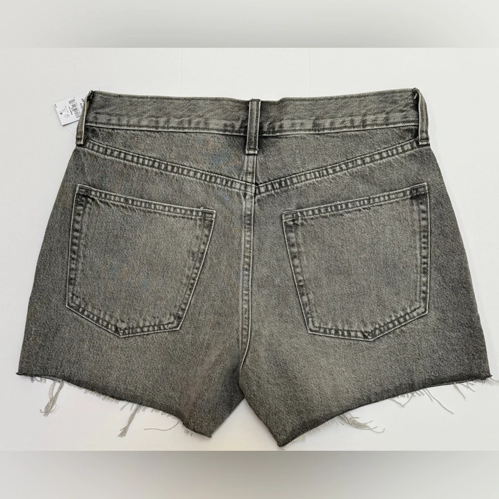 GAP Low Rise Stride Denim Shorts - Picture 7 of 9